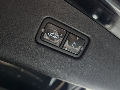 صورة مصغرة 18 لـ 2022 Genesis GV70