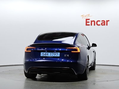 2024 Tesla MODEL 3 — фото 3