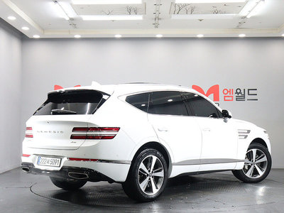 صورة 3 لـ 2022 Genesis GV80