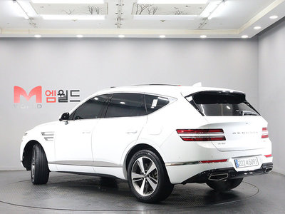 صورة 2 لـ 2022 Genesis GV80