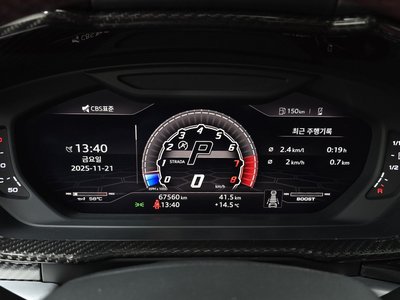 LAMBORGHINI URUS - 8