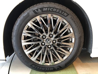 صورة مصغرة 78 لـ 2025 Lexus LM