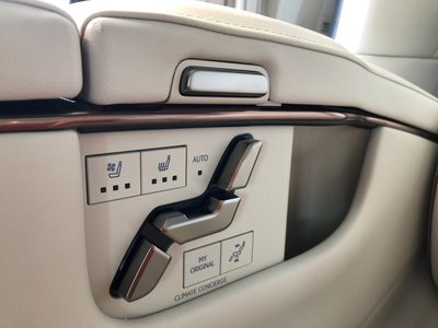 صورة مصغرة 16 لـ 2025 Lexus LM
