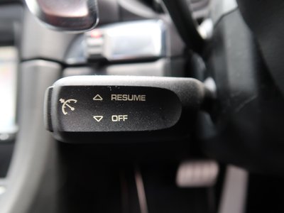 2016 Porsche CAYMAN photo 9