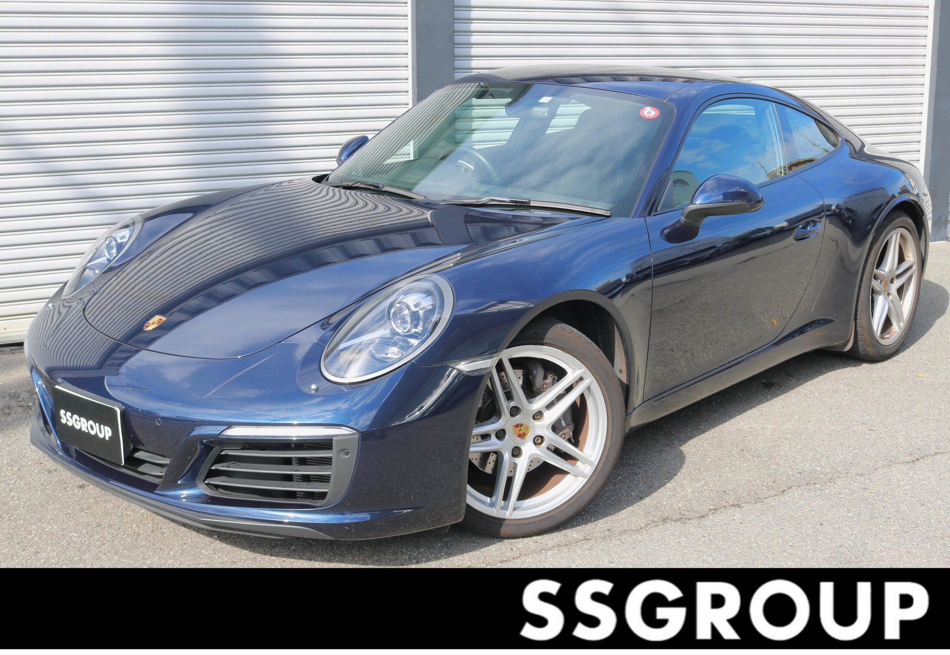 PORSCHE 911 - View 1