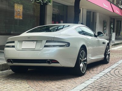 صورة مصغرة 14 لـ 2012 Aston Martin DB9