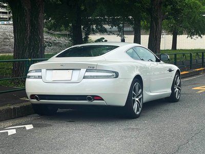 2012 Aston Martin DB9 photo 7