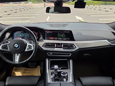 2022 BMW X6 photo 5