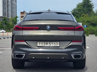 2022 BMW X6 photo 3