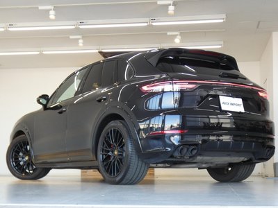 PORSCHE CAYENNE - 2