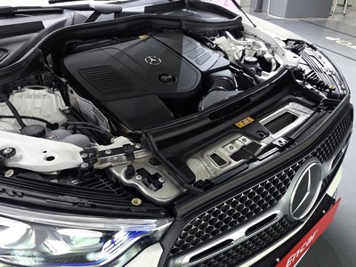 MERCEDES-BENZ GLC - 7