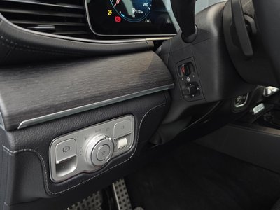 2022 Mercedes-BENZ GLS — миниатюра 25
