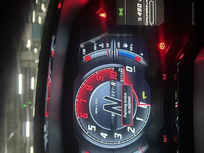 LAMBORGHINI AVENTADOR - 6