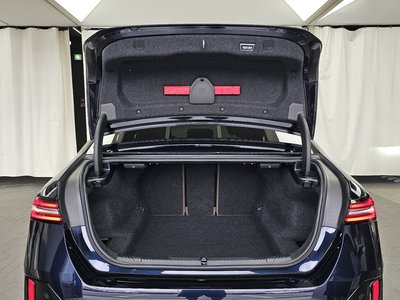 2025 BMW 5 SERIES 缩略图 20
