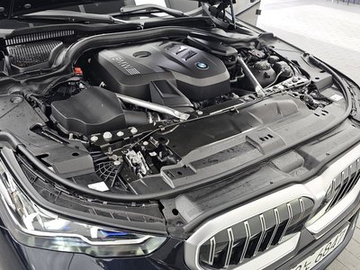 2025 BMW 5 SERIES 照片 7