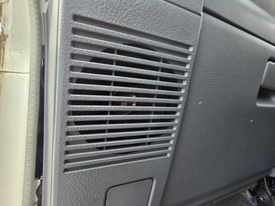 TOYOTA LAND CRUISER 70 - 9