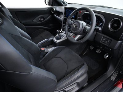 TOYOTA GR YARIS - 5