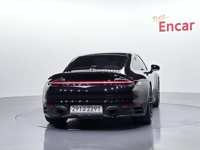 PORSCHE 911 - 4