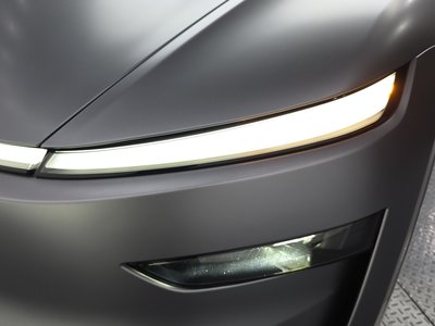 TESLA MODEL Y - 9