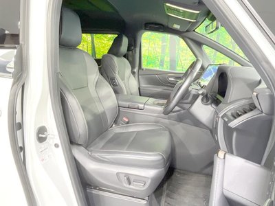 صورة 8 لـ 2023 Toyota ALPHARD