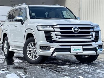 TOYOTA LAND CRUISER 300