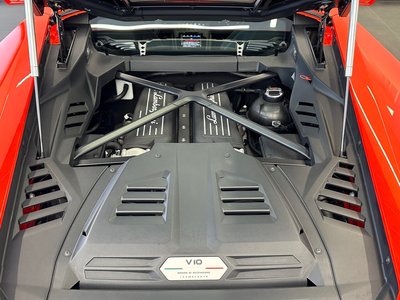 2019 Lamborghini HURACAN photo 8