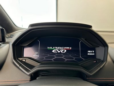 2019 Lamborghini HURACAN thumbnail 14