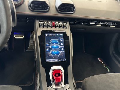 2019 Lamborghini HURACAN thumbnail 11