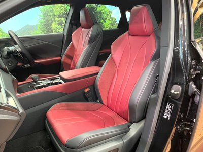 صورة مصغرة 63 لـ 2024 Lexus RX