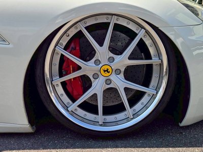 2012 FERRARI CALIFORNIA 30 — миниатюра 30