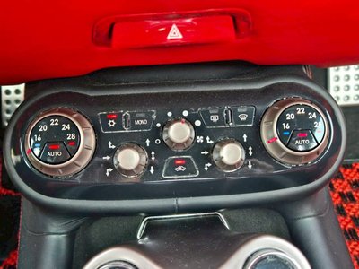 2012 FERRARI CALIFORNIA 30 — миниатюра 46