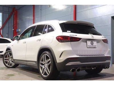 MERCEDES-BENZ GLA - 4