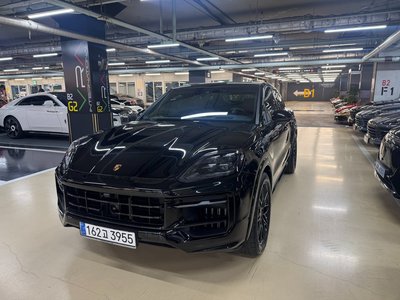 PORSCHE CAYENNE - 1