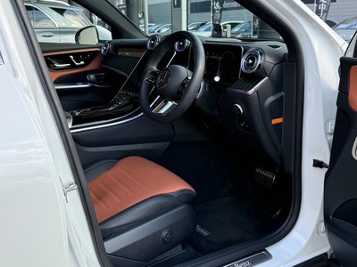 2024 Mercedes-BENZ GLC — миниатюра 22
