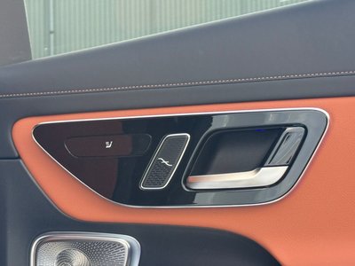 2024 Mercedes-BENZ GLC — миниатюра 33