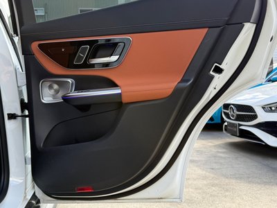 2024 Mercedes-BENZ GLC — миниатюра 32