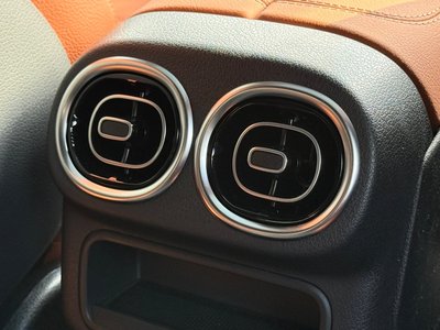 2024 Mercedes-BENZ GLC — миниатюра 40