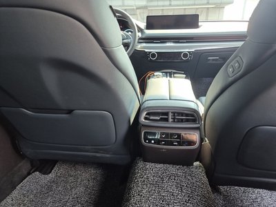 GENESIS G80 (RG3) - 9