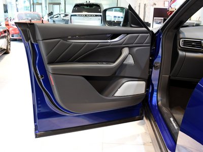 2022 Maserati LEVANTE — миниатюра 28