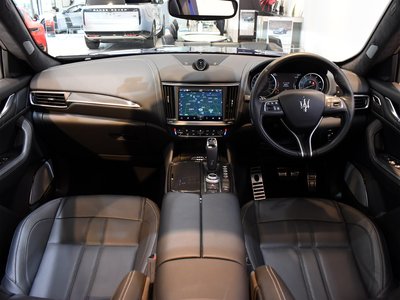2022 Maserati LEVANTE — миниатюра 34