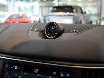 2022 Maserati LEVANTE — миниатюра 30