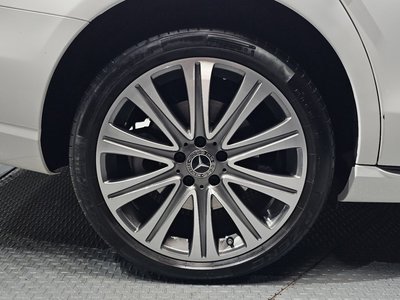 MERCEDES-BENZ E-CLASS - 6