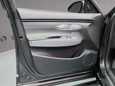 صورة مصغرة 14 لـ 2022 Genesis ELECTRIFIED GV70