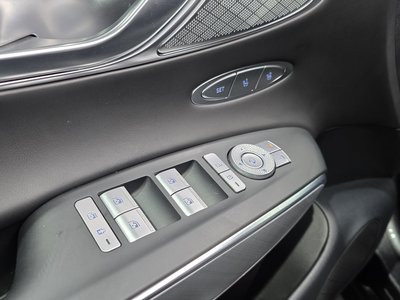 صورة مصغرة 27 لـ 2022 Genesis ELECTRIFIED GV70