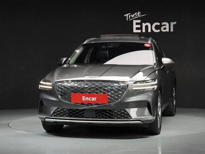 2022 Genesis ELECTRIFIED GV70 photo 2