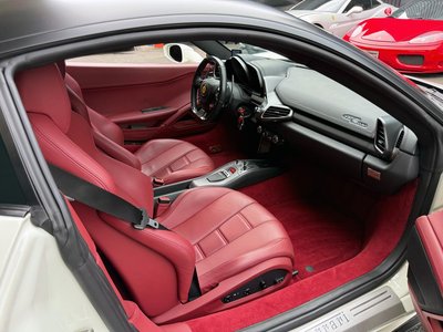 صورة مصغرة 51 لـ 2010 FERRARI 458 ITALIA