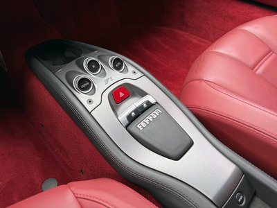 صورة مصغرة 66 لـ 2010 FERRARI 458 ITALIA