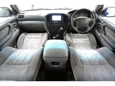 صورة 2 لـ 1998 Toyota LAND CRUISER 100