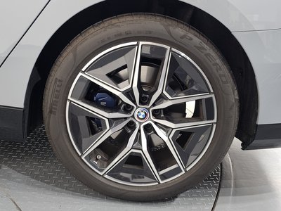 BMW 5 SERIES - 8