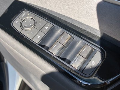 صورة مصغرة 59 لـ 2024 Lexus LM